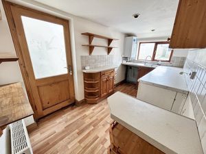 Photo 11- click for photo gallery